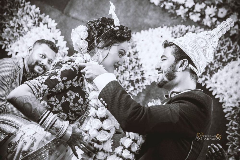 Photo From Bengali Bride_Gorgeous Tanaya on her reception, with radiant glowing skin  - By Nivritti Chandra