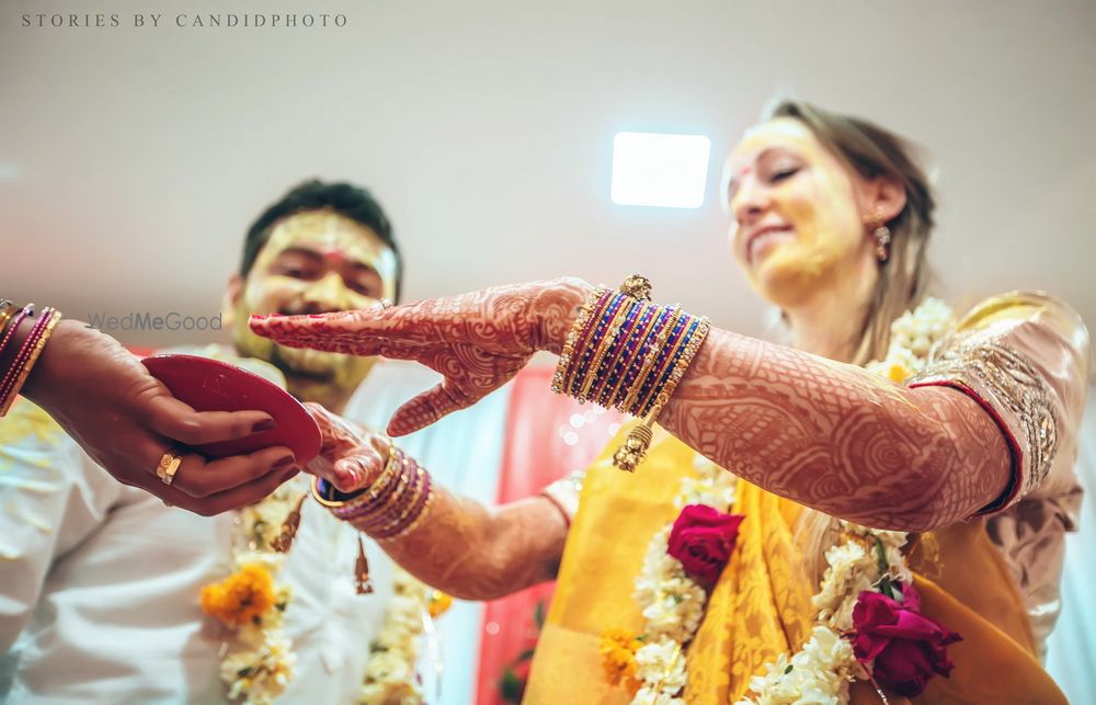 Photo From Hardik & Bella (Mehandi - By Candid Photo