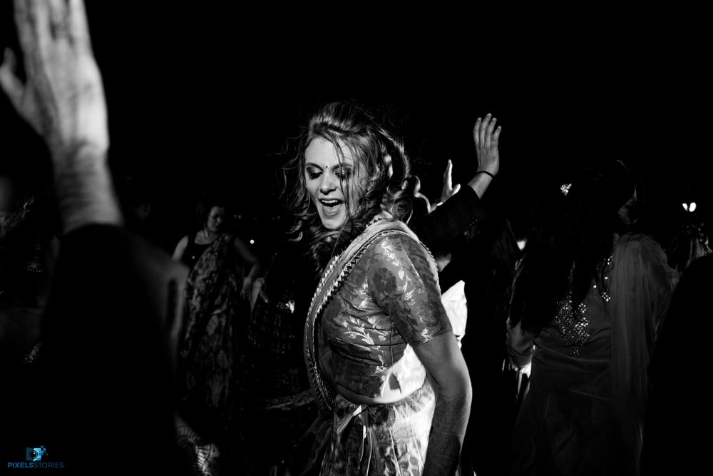 Photo From Abhinav Caiitlin - The salsa affair - By Pixels Stories