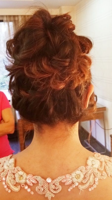 Photo From Hairdos - By Himani Chhabra