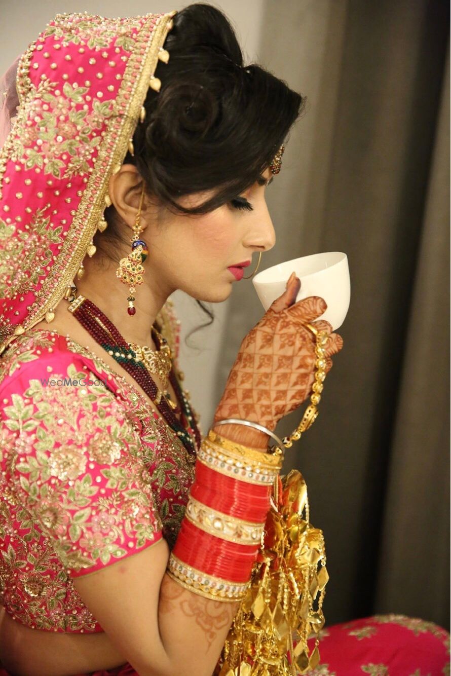 Photo From Nivedita’s wedding - By Makeovers by Niti