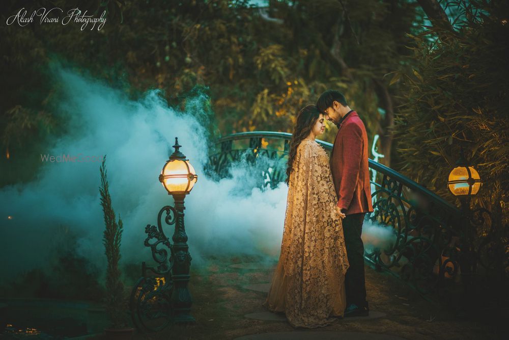 Photo From Pre Wedding - By Akash Virani Photography