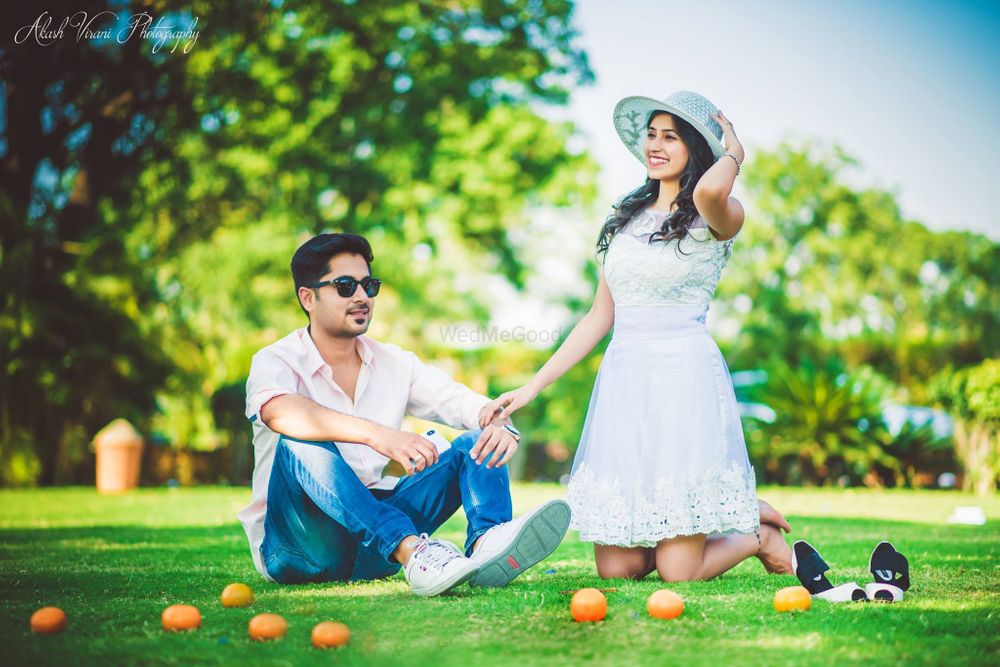 Photo From Pre Wedding - By Akash Virani Photography