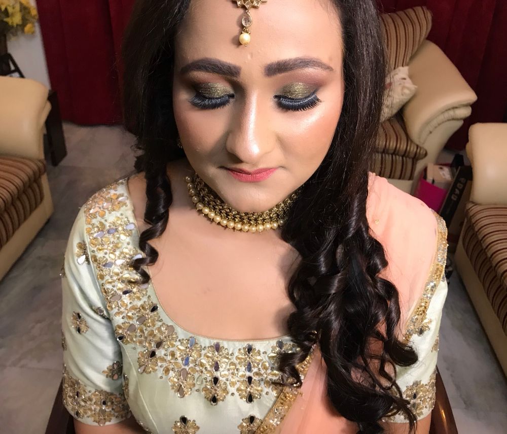 Photo From engagement makeup of Diya - By Richa Malik's Makeovers 