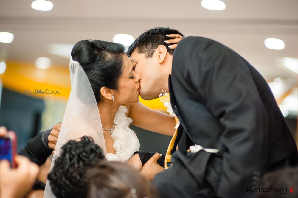 Photo From Mumbai Church Wedding - By Navdeep Soni Photography