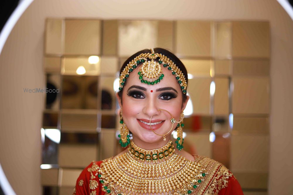 Photo From Sabyasachi Bride - By Makeup by Mansi Lakhwani