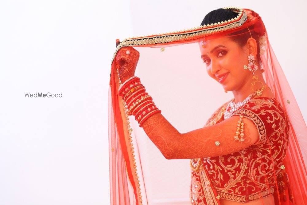 Photo From The Royal & Simplistic bridal look for Shloka - By Nivritti Chandra