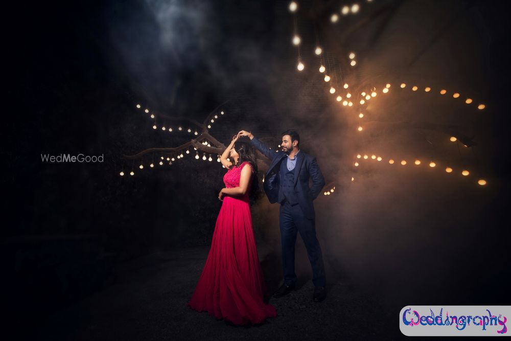 Photo From Sheetal & Sumit Pre Wed - By Weddingraphy by M.O.M. Productions