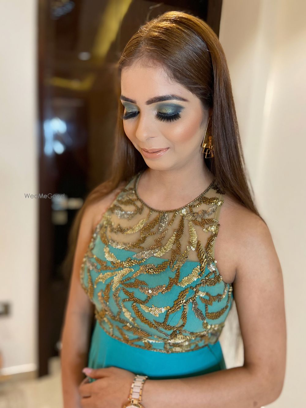 Photo From party makeup - By Naira Manghani - Makeup Artist