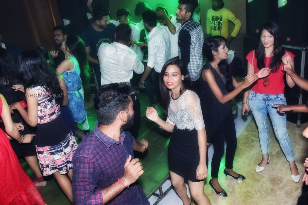 Photo From Fresher party - By Precious Photography