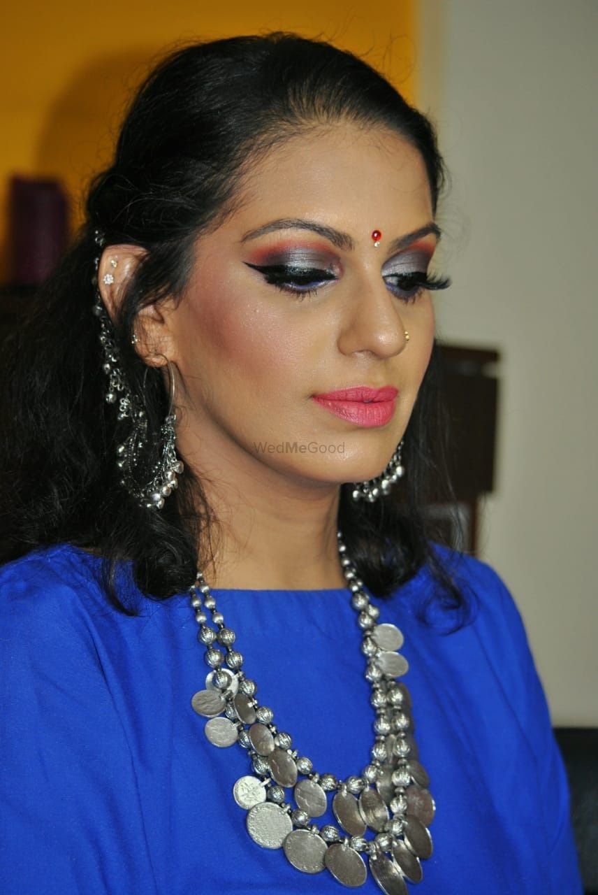 Photo From Mehandi Function Shoot - By Style Trinity Counselling And Image Services 