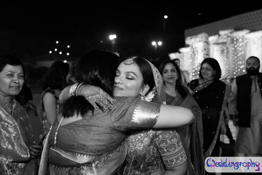 Photo From Archi & Akash Wedding - By Weddingraphy by M.O.M. Productions