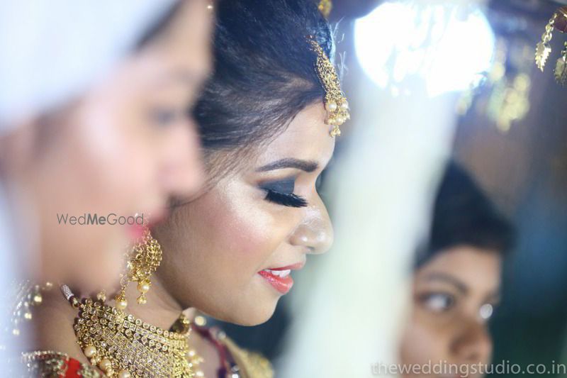 Photo From Isha' Wedding - By Makeup By Smriti Rupani