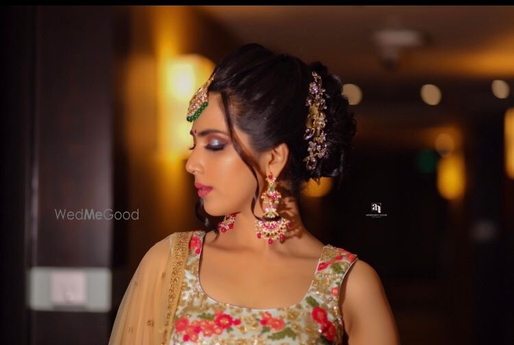 Photo From mehndi look - By Shambhavii Agarwal 