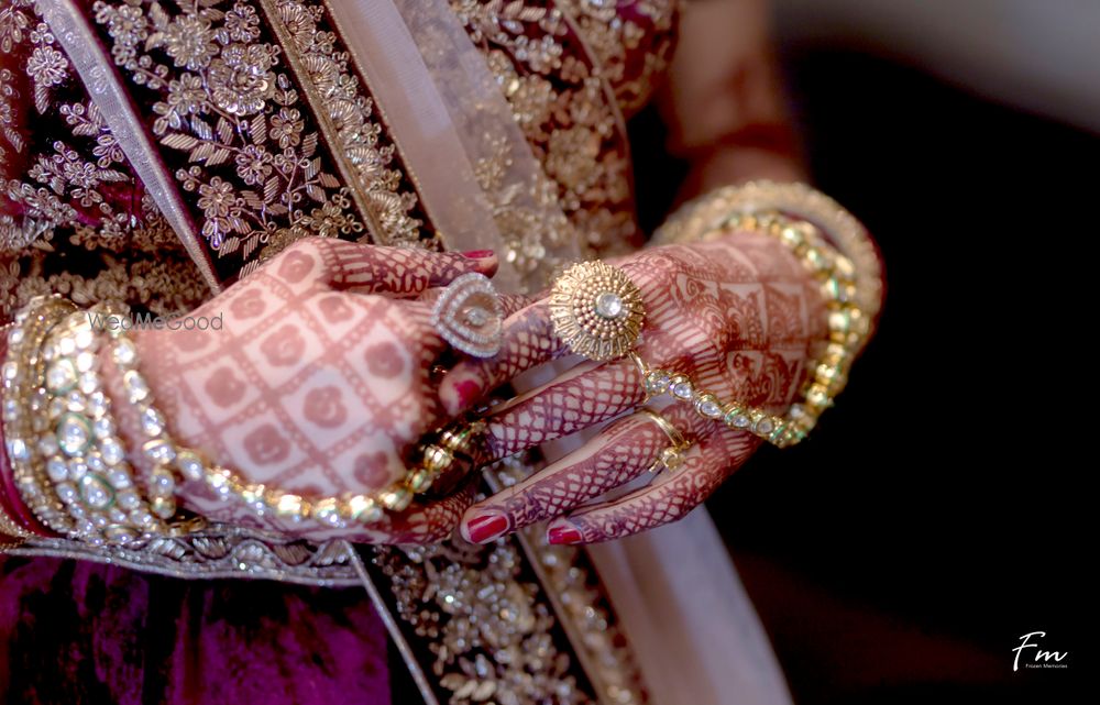 Photo From Avanti & Vipul | Wedding at Country Inn & Suites by Carlson, Sahibabad - By Frozen Memories
