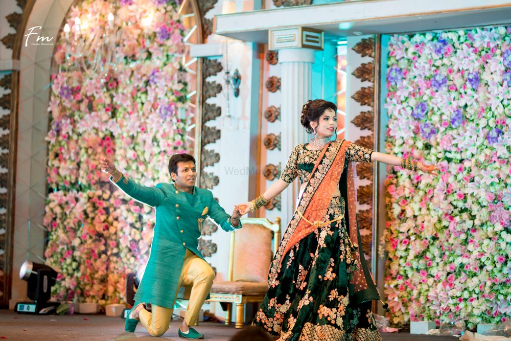 Photo From Avanti & Vipul | Wedding at Country Inn & Suites by Carlson, Sahibabad - By Frozen Memories