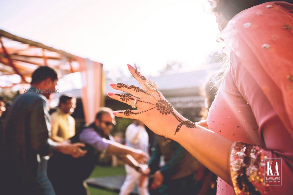 Photo of Simple bridesmaid mehendi design