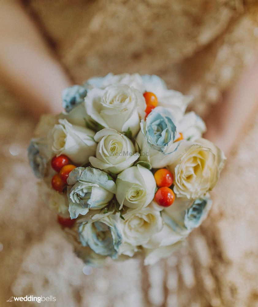 Photo of Unique bridal bouquet with fruits