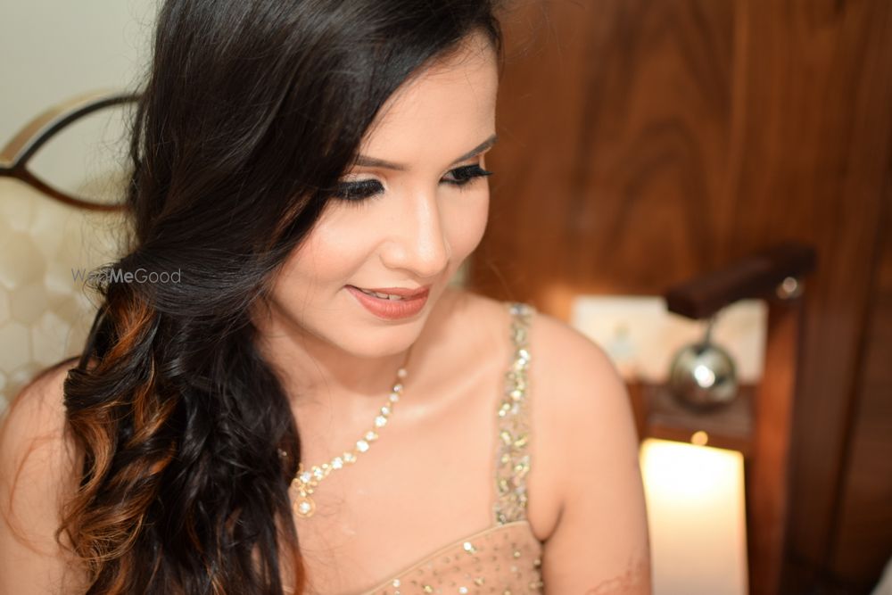 Photo From Extravagant Indian Bridal Journey - By Makeover Destination by Priya