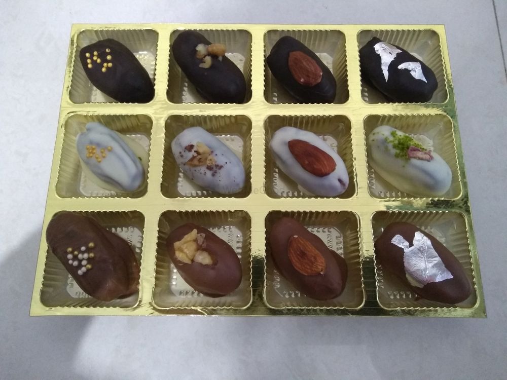 Photo From CHOCOLATE COATED DATES With STUFFED NUTS - By Date Delights