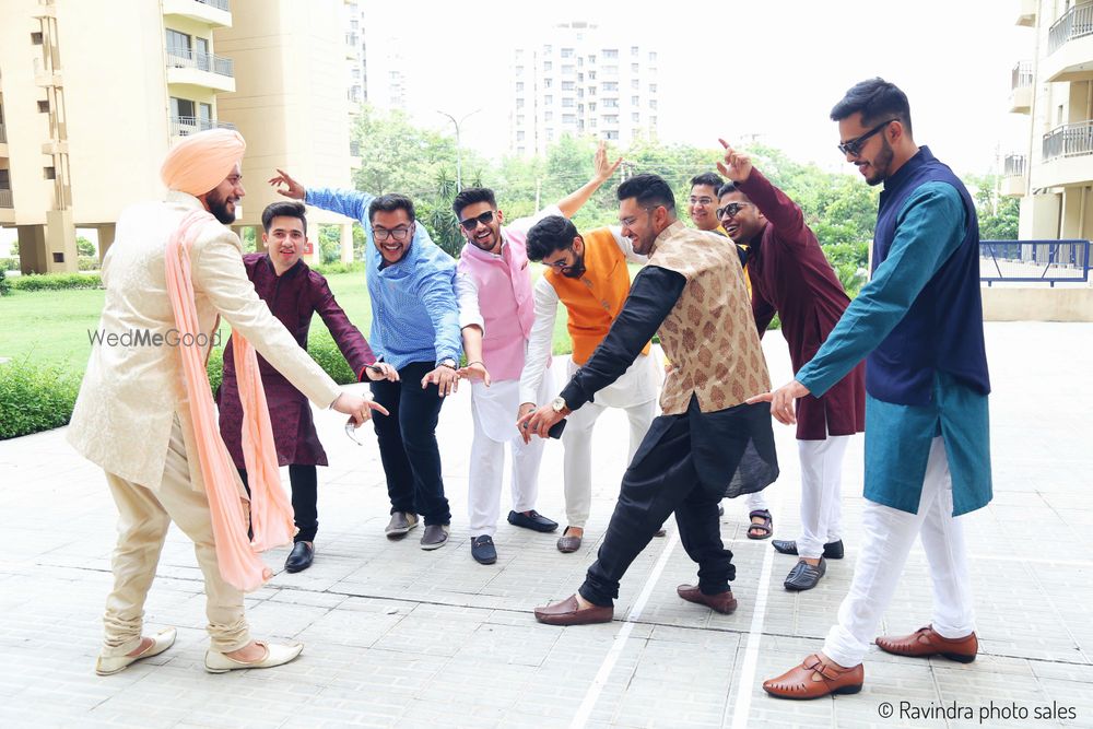 Photo From Couple In Pastels - By Ravindra Photo Sales