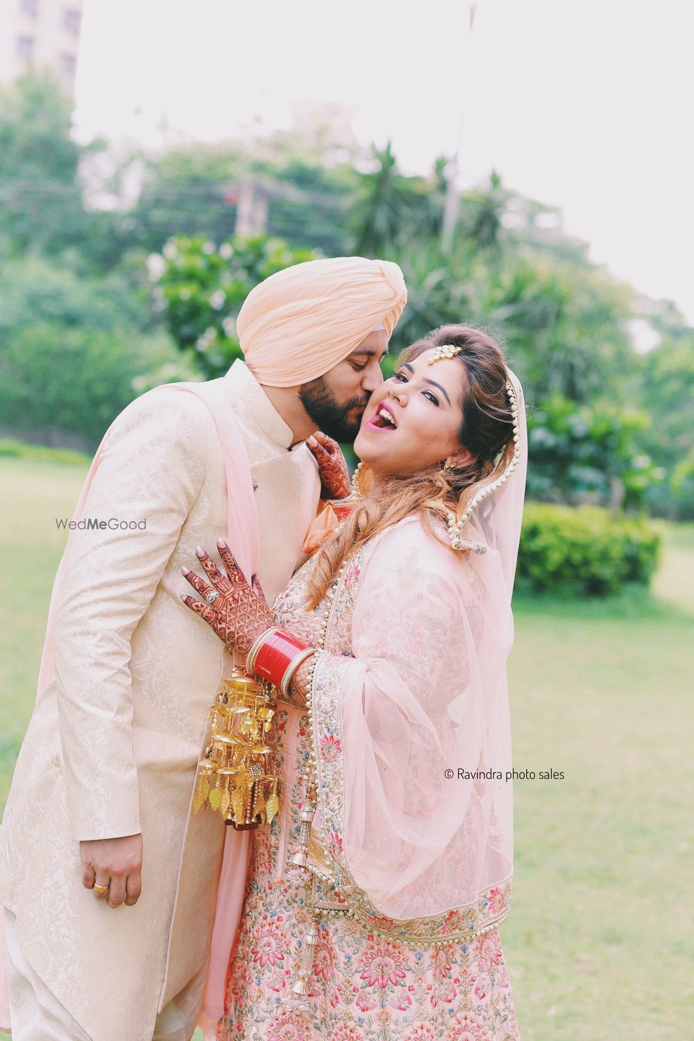 Photo From Couple In Pastels - By Ravindra Photo Sales