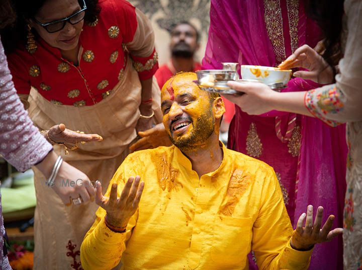 Photo From Haldi n Mehandi : Dhruva Weds Kanupriya - By Lensomaniya Photography