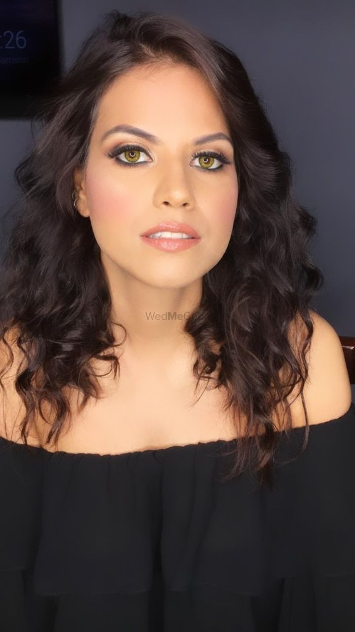 Photo From Party Make up  - By Esha Shukla Makeup Artist