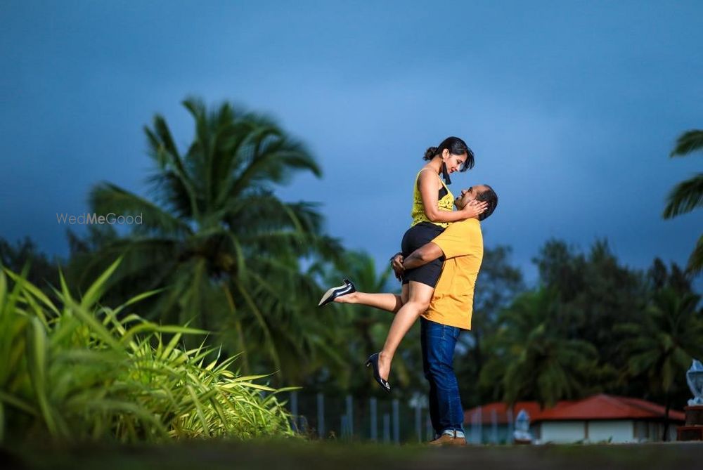 Photo From PreWedding of Amey & Khushbu - By Abhishek Marathe Photography