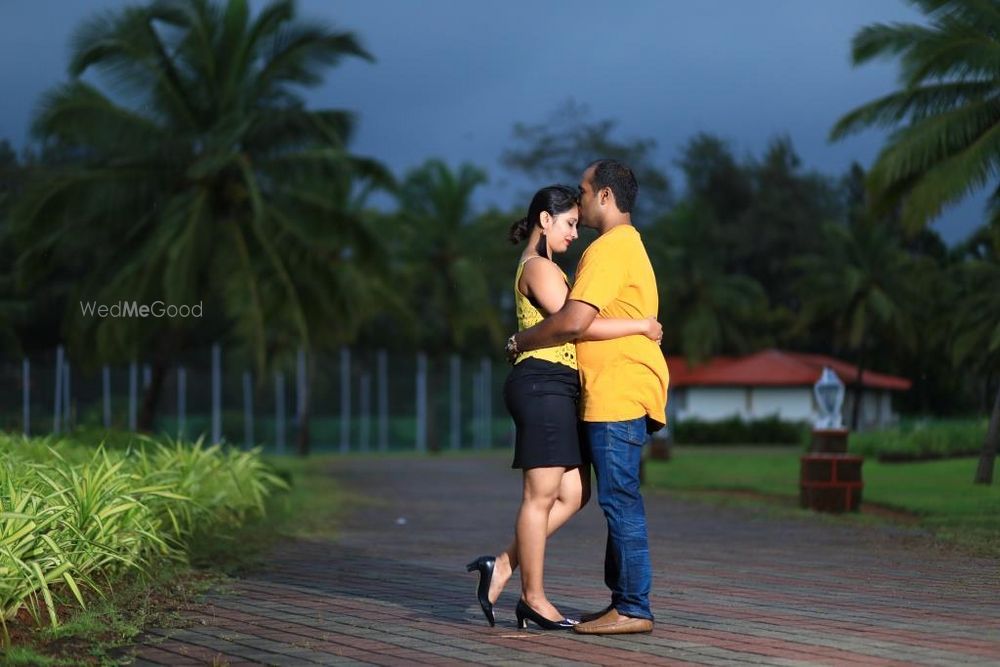 Photo From PreWedding of Amey & Khushbu - By Abhishek Marathe Photography