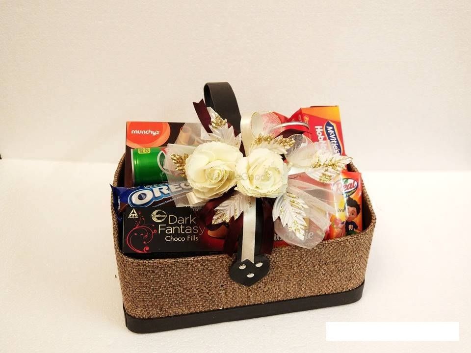 Photo From Wedding Hampers - By Choco Parlour