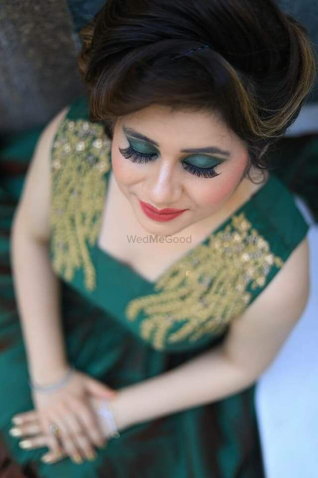 Photo From Yamini engagement - By Shavika Makeovers