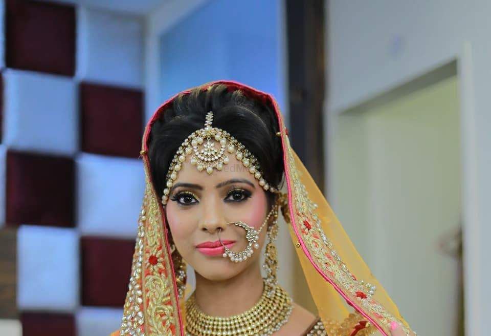 Photo From Priya wedding - By Shavika Makeovers