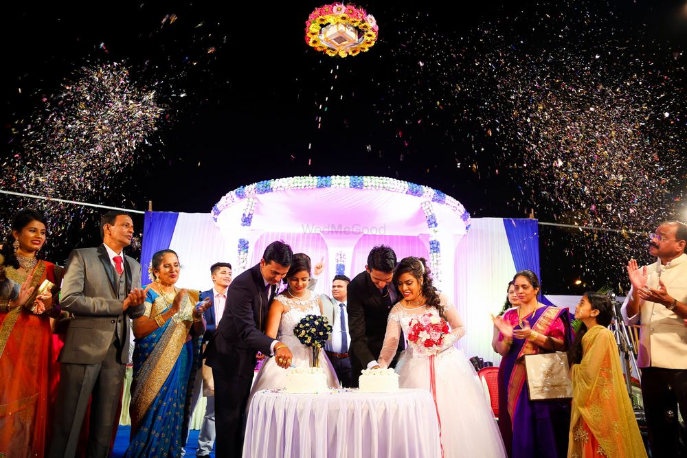 Photo From Wedding Candid Moment's - By Kartik Patani's Photography 