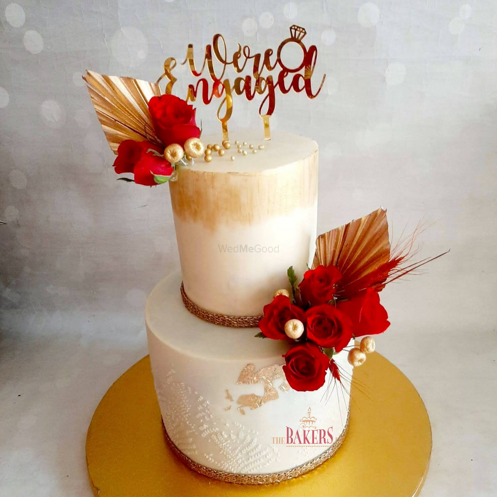 Photo From Engagement Cake - By TheBakers.in