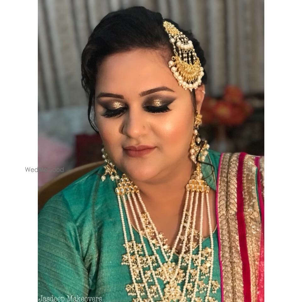 Photo From Party looks 2018 - By  Jasdeep Makeovers