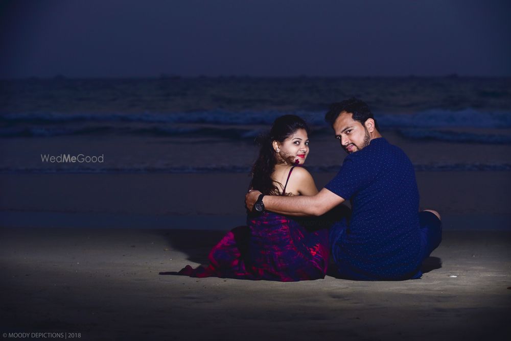 Photo From || VIRAJ + VRUSHALI || PRE-WEDDING ALBUM - By Moody Depictions