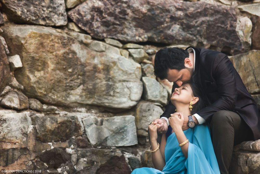 Photo From || VIRAJ + VRUSHALI || PRE-WEDDING ALBUM - By Moody Depictions