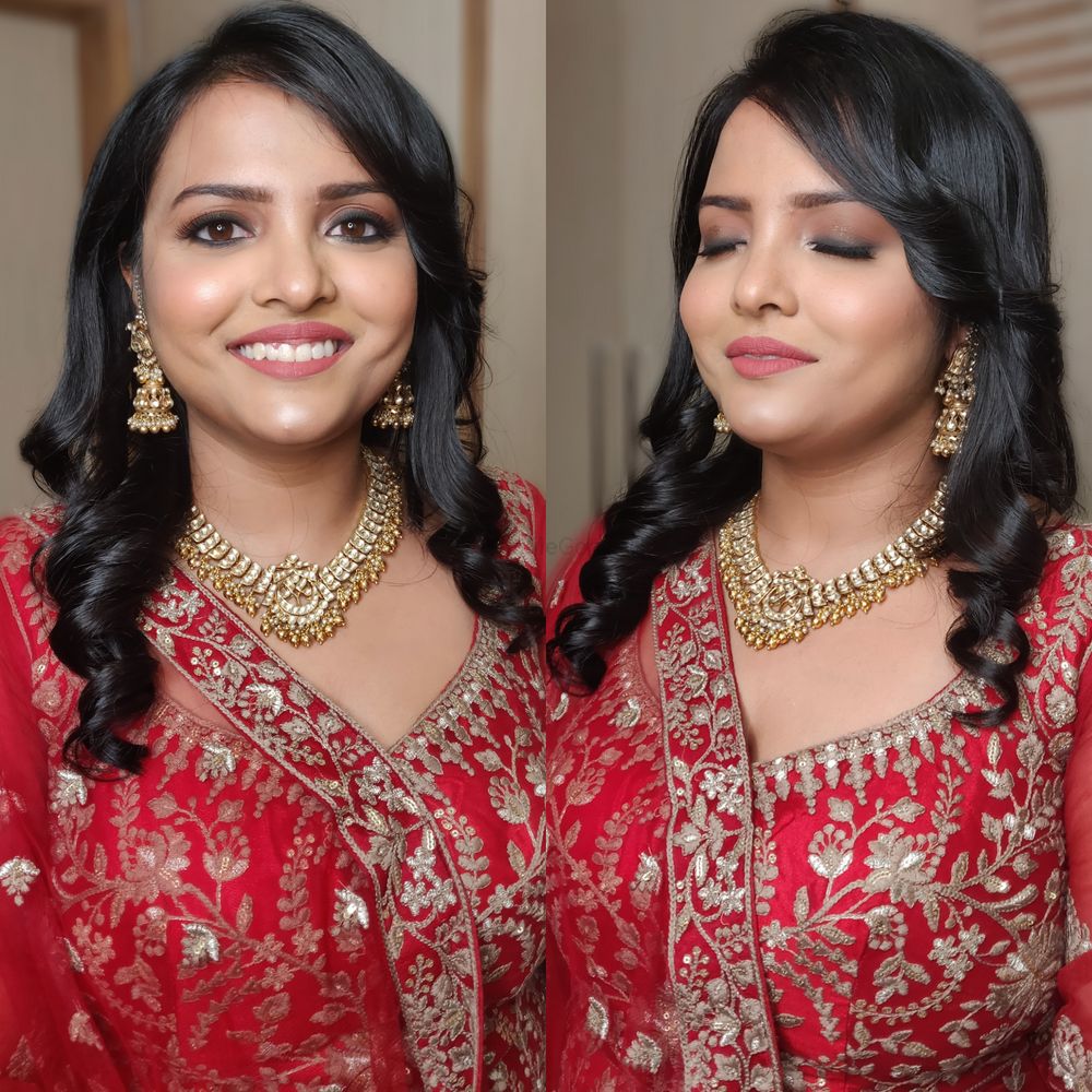 Photo From Engagement / Sangeet look - By Tanya Arora Makeovers
