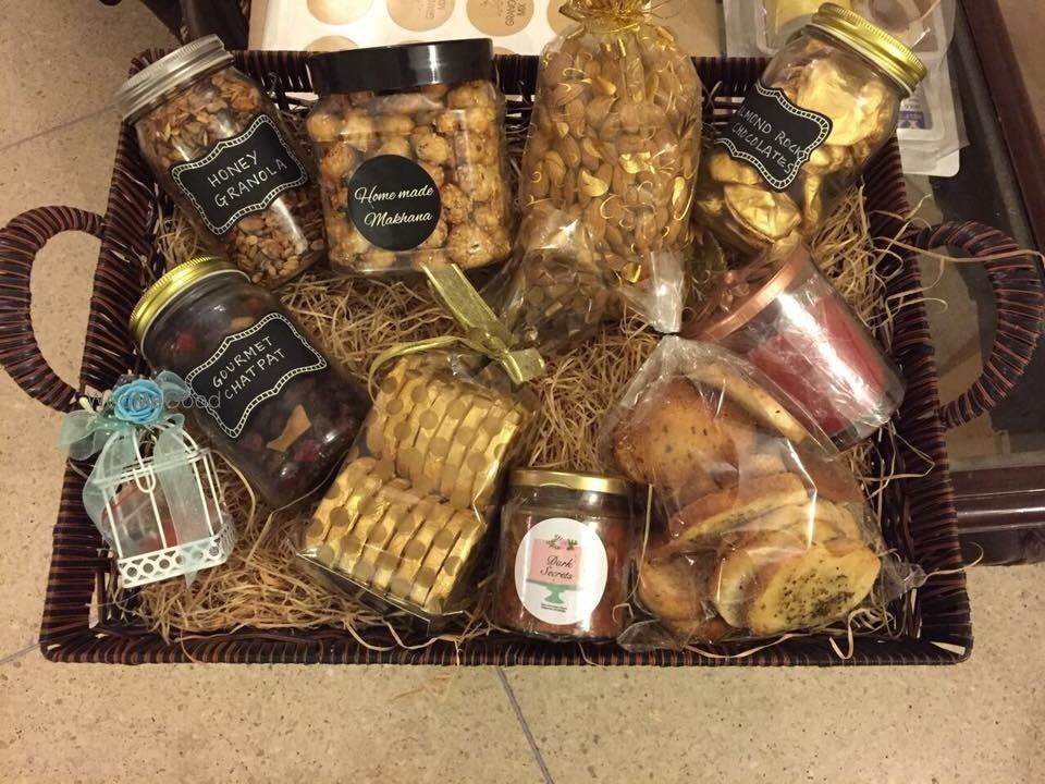 Photo From Wedding hampers - By Bespoke Storiez