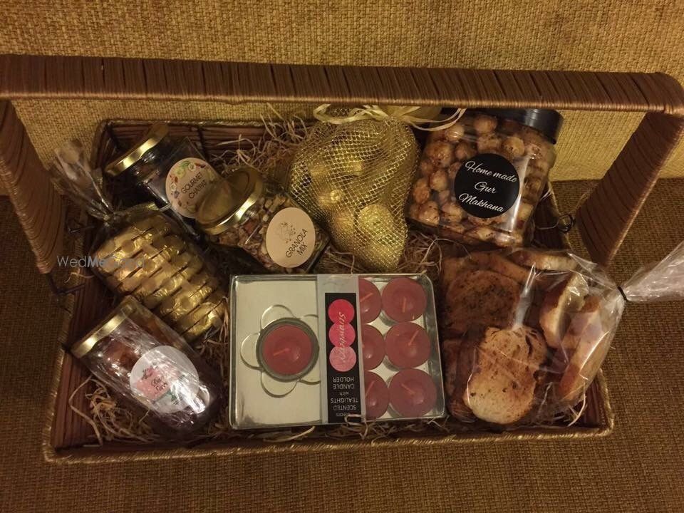 Photo From Wedding hampers - By Bespoke Storiez