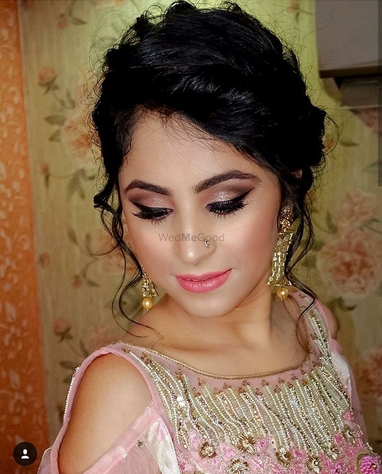 Photo From Engagement Look - By Shweta Rozal Makeovers
