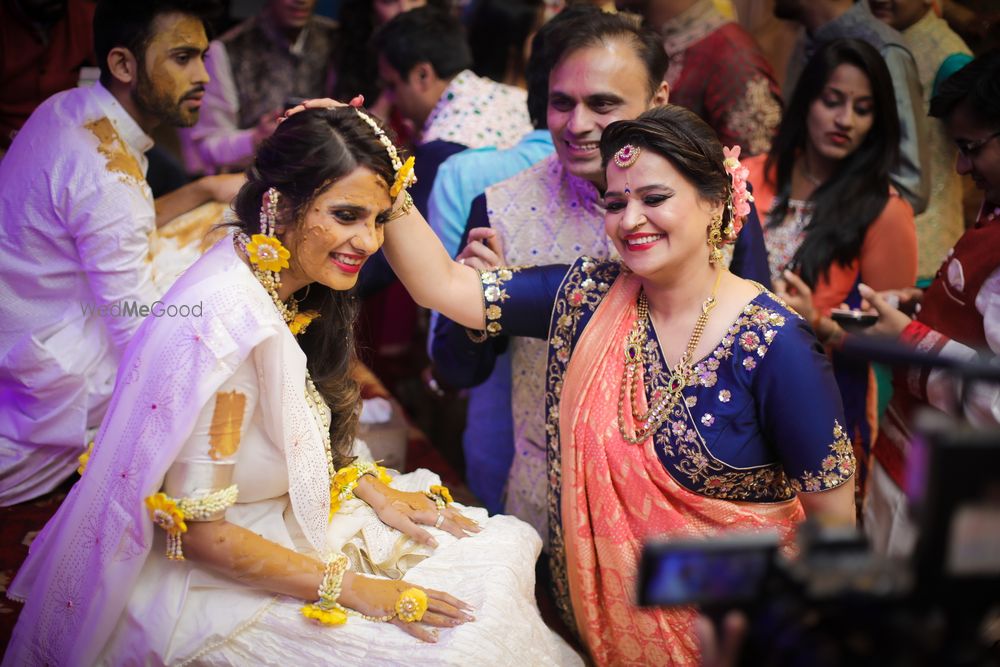 Photo From Karan & Shraddha - Haldi - By Karan Shah Photography