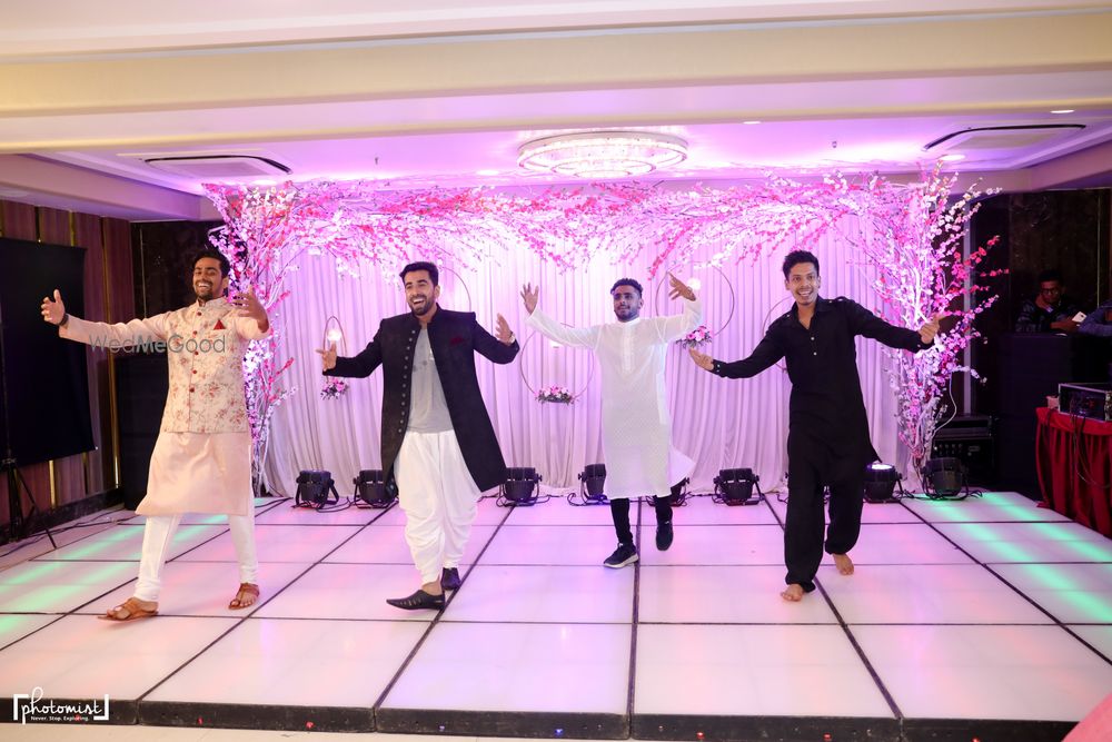 Photo From wedding dance performance pic - By S. K. R Dance Entertainment