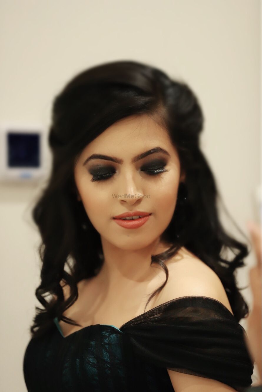 Photo From Riya’s Engagement  - By Makeup By Saloni Dhruva