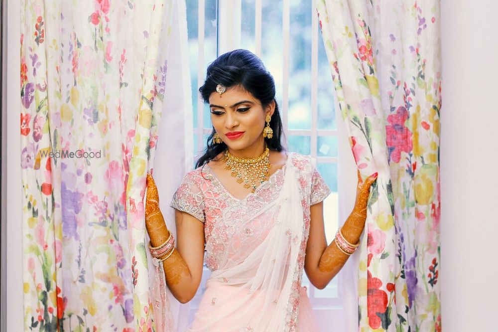 Photo From Nikhita’s Engagement Look !  - By Namrata Satwani