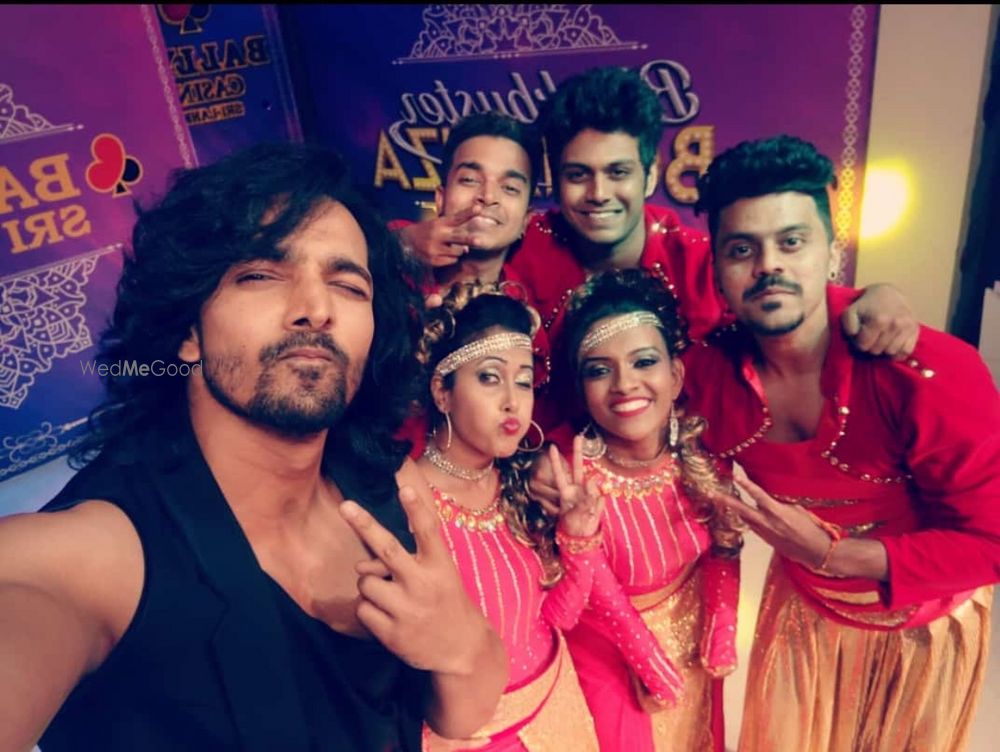 Photo From Dance performances with Harshvardhan Rane  - By Raahil Dance Team