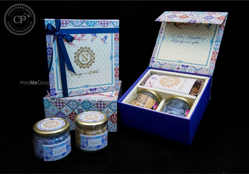 Photo From Wedding Boxes - By Chez Papillons By Bonjour Chocolates 