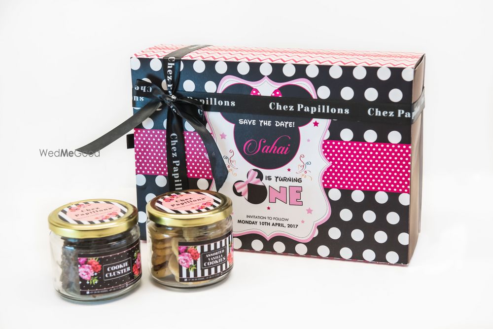 Photo From Baby Girl Gift Boxes - By Chez Papillons By Bonjour Chocolates 