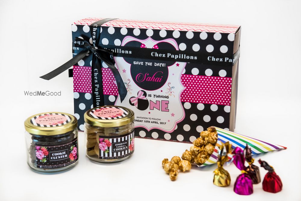 Photo From Baby Girl Gift Boxes - By Chez Papillons By Bonjour Chocolates 